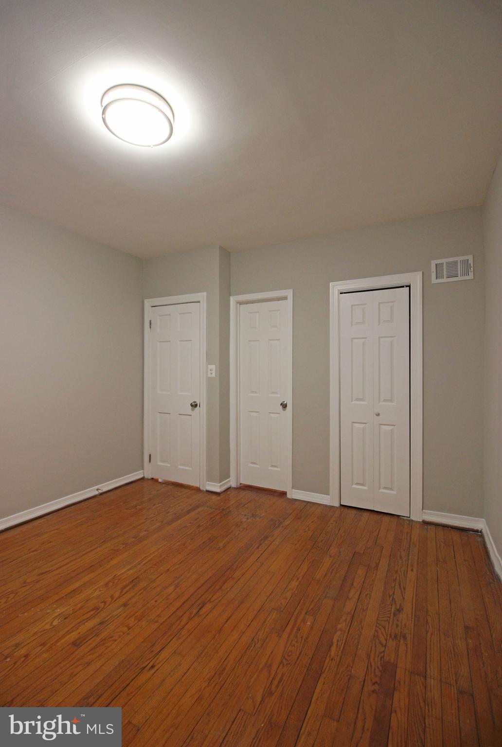 OAKCREST - Residential Lease