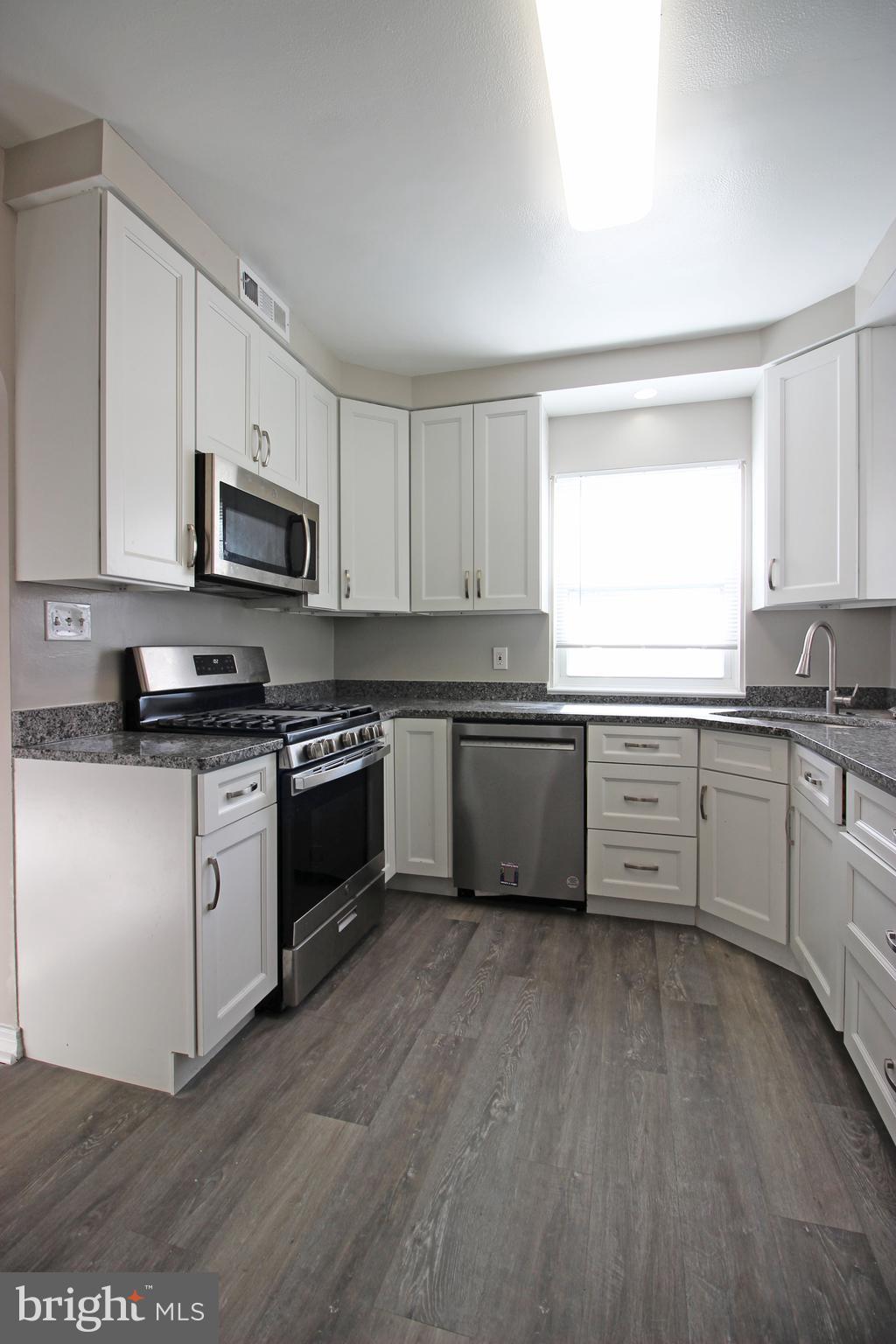 OAKCREST - Residential Lease