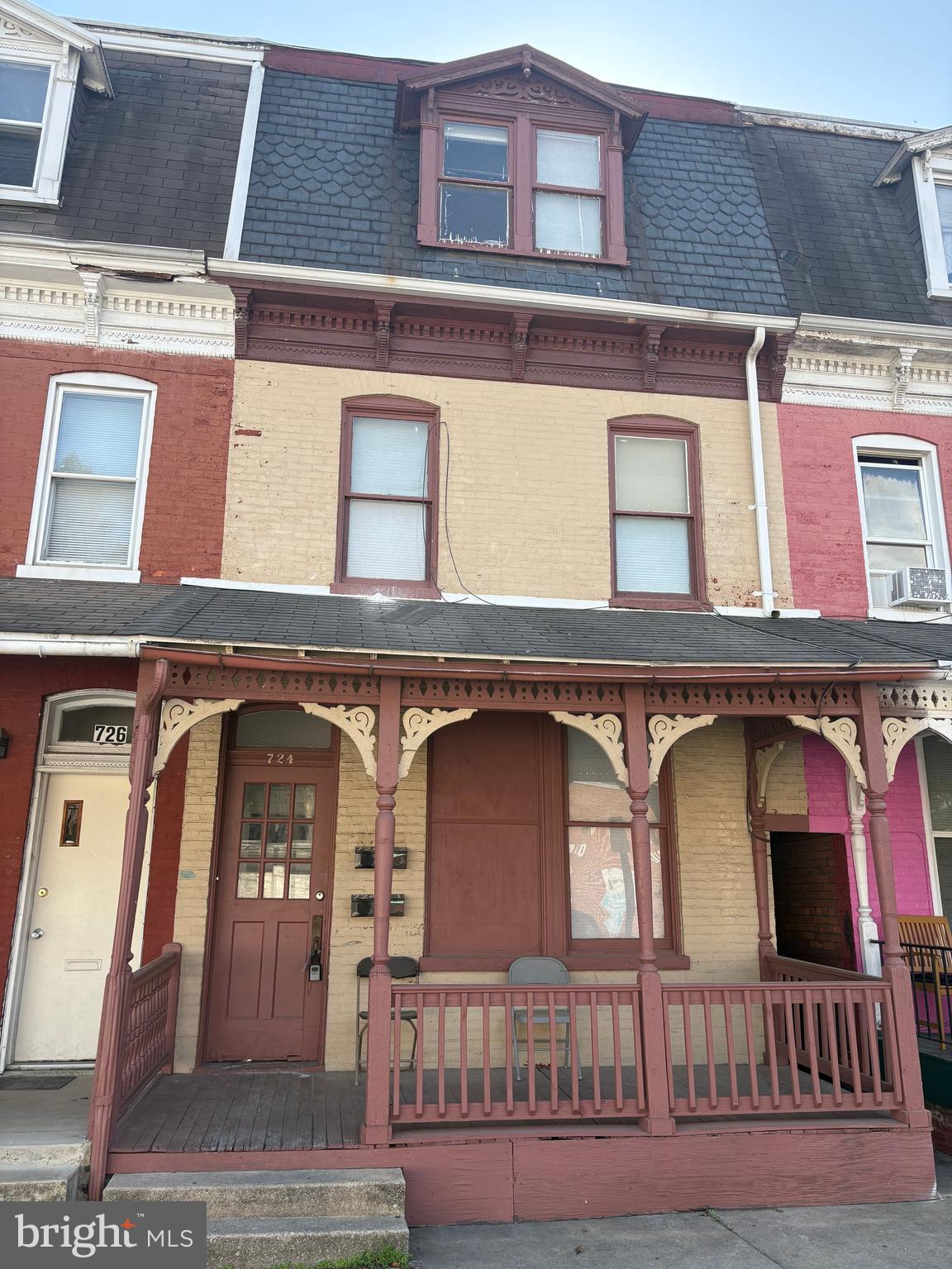 YORK COLLEGE - Residential Lease