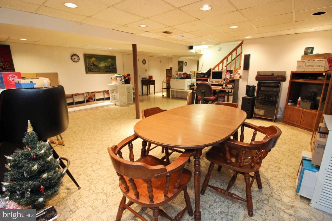 WEYBURN PARK - Residential