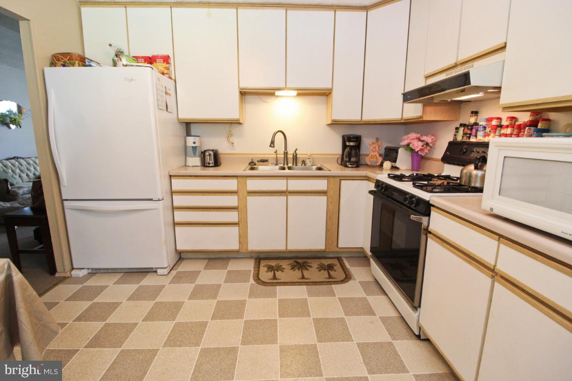 WEYBURN PARK - Residential