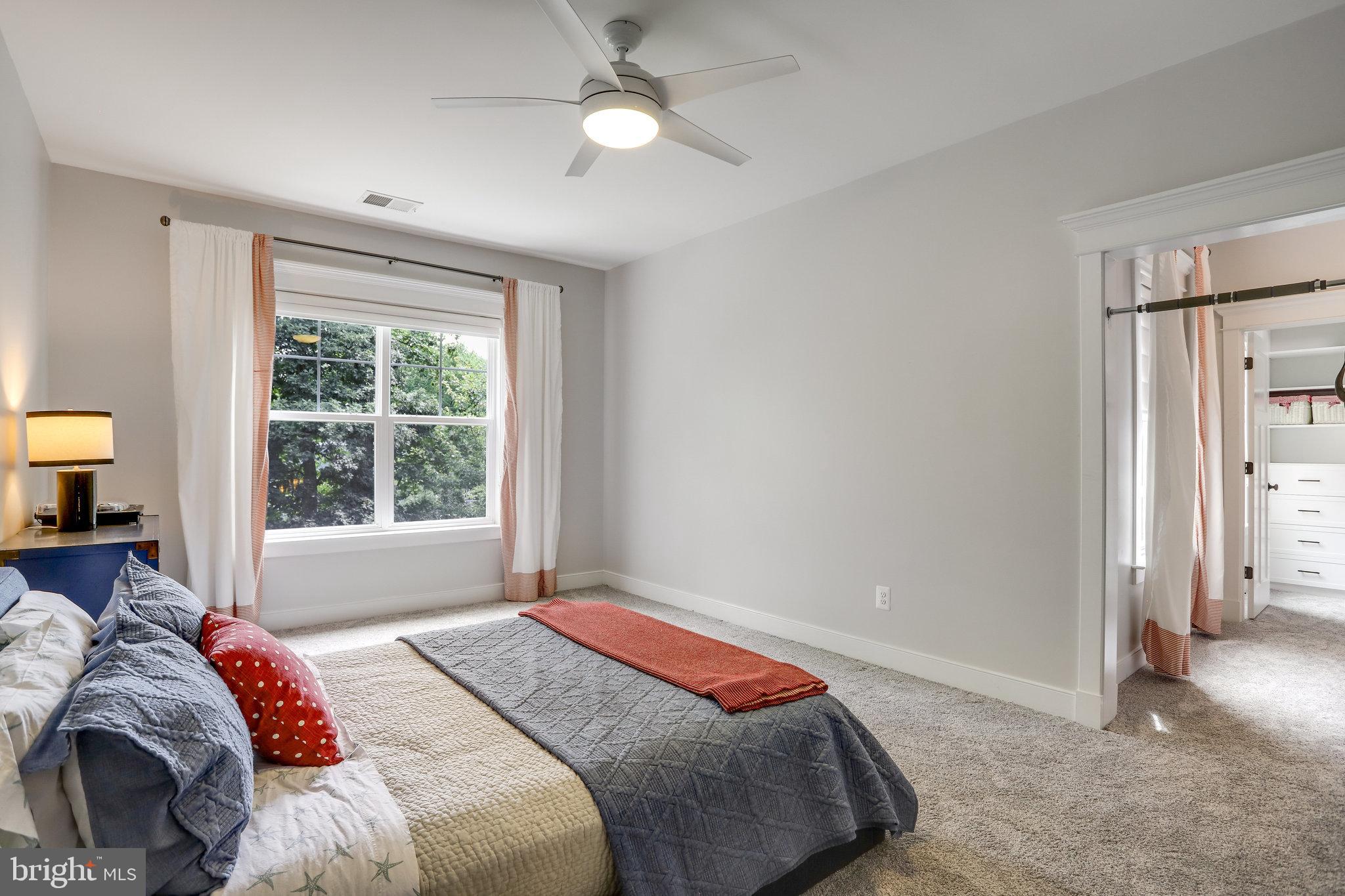 WEST VIENNA WOODS - Residential