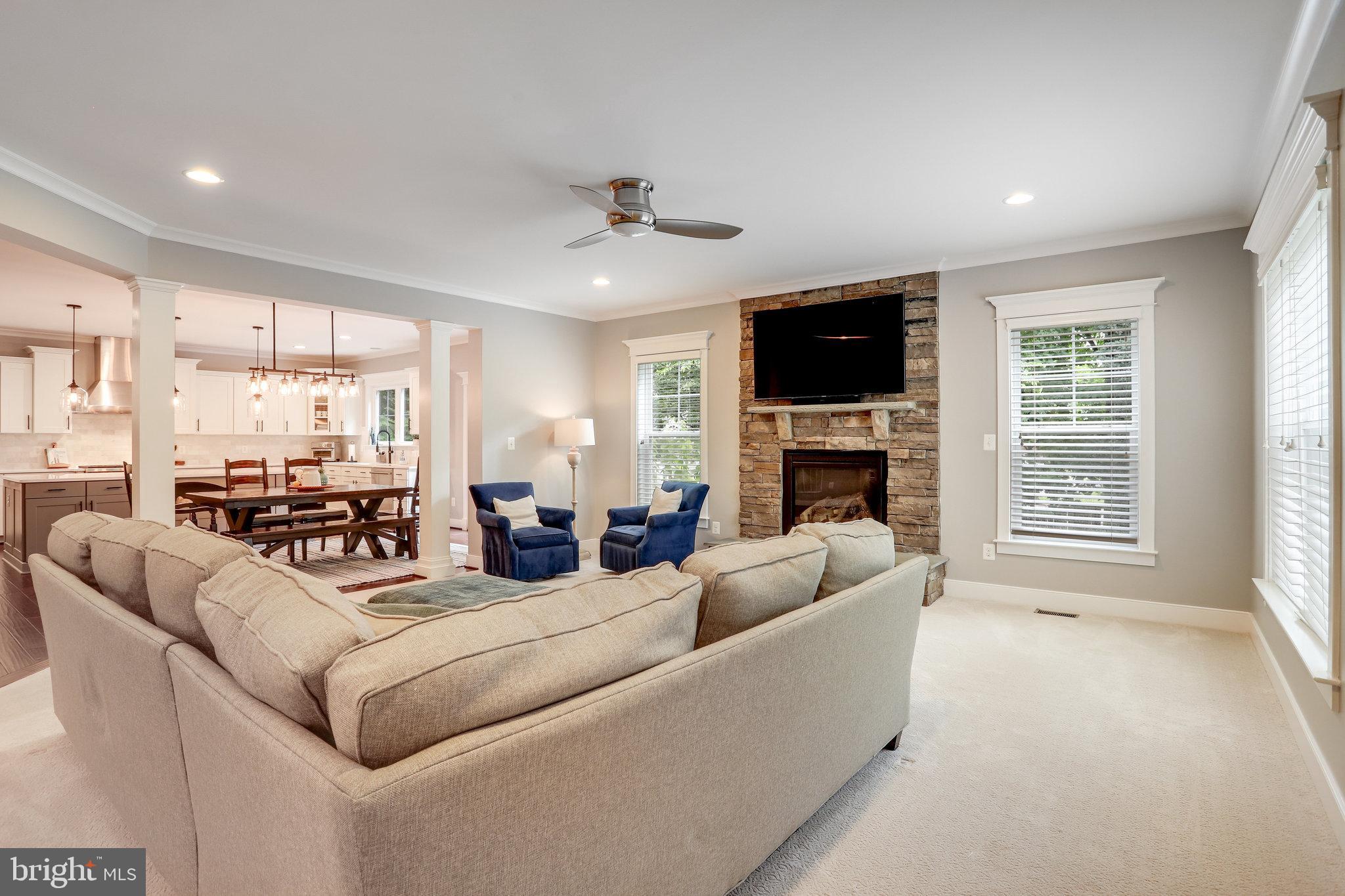 WEST VIENNA WOODS - Residential