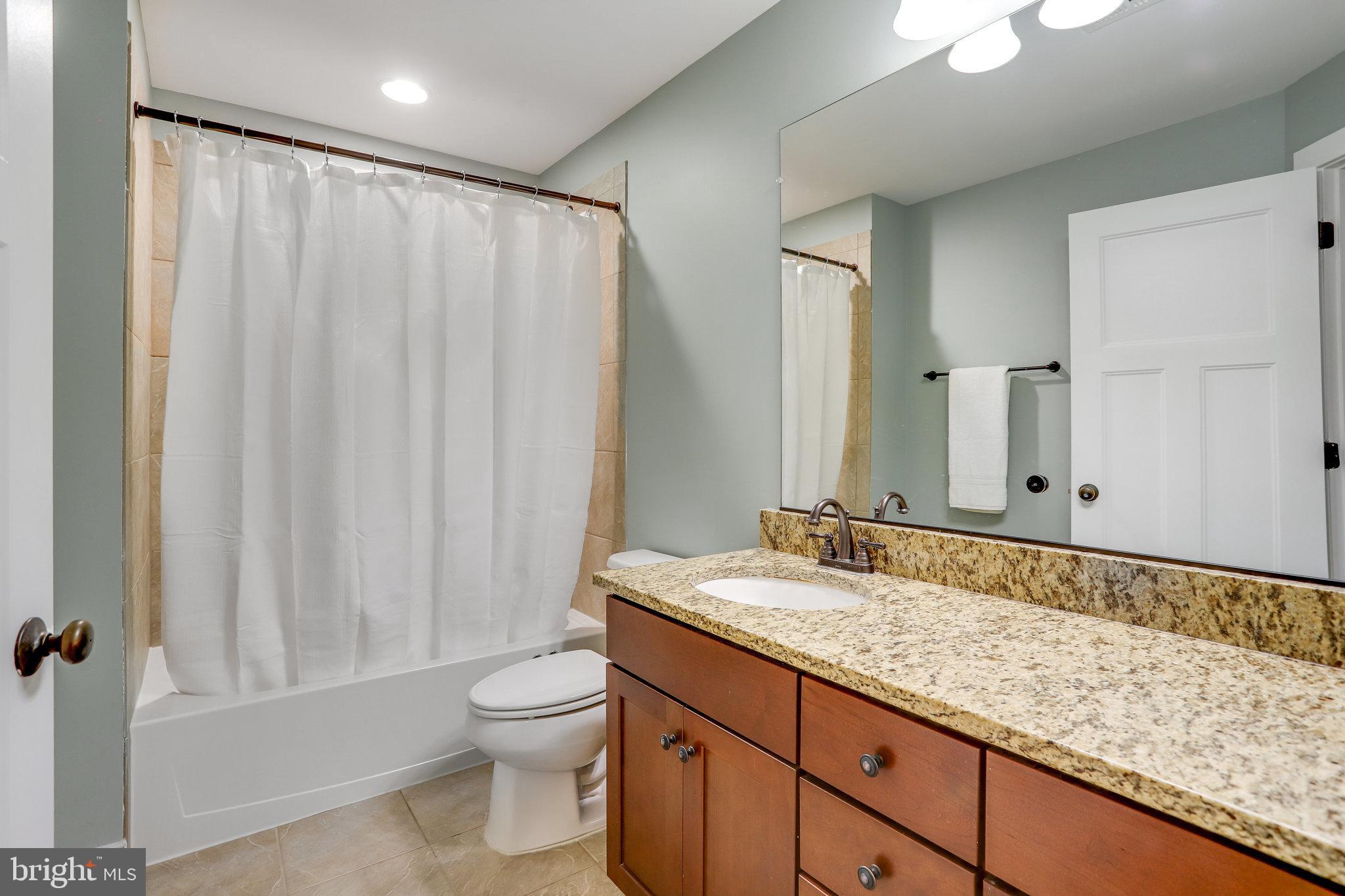 WEST VIENNA WOODS - Residential