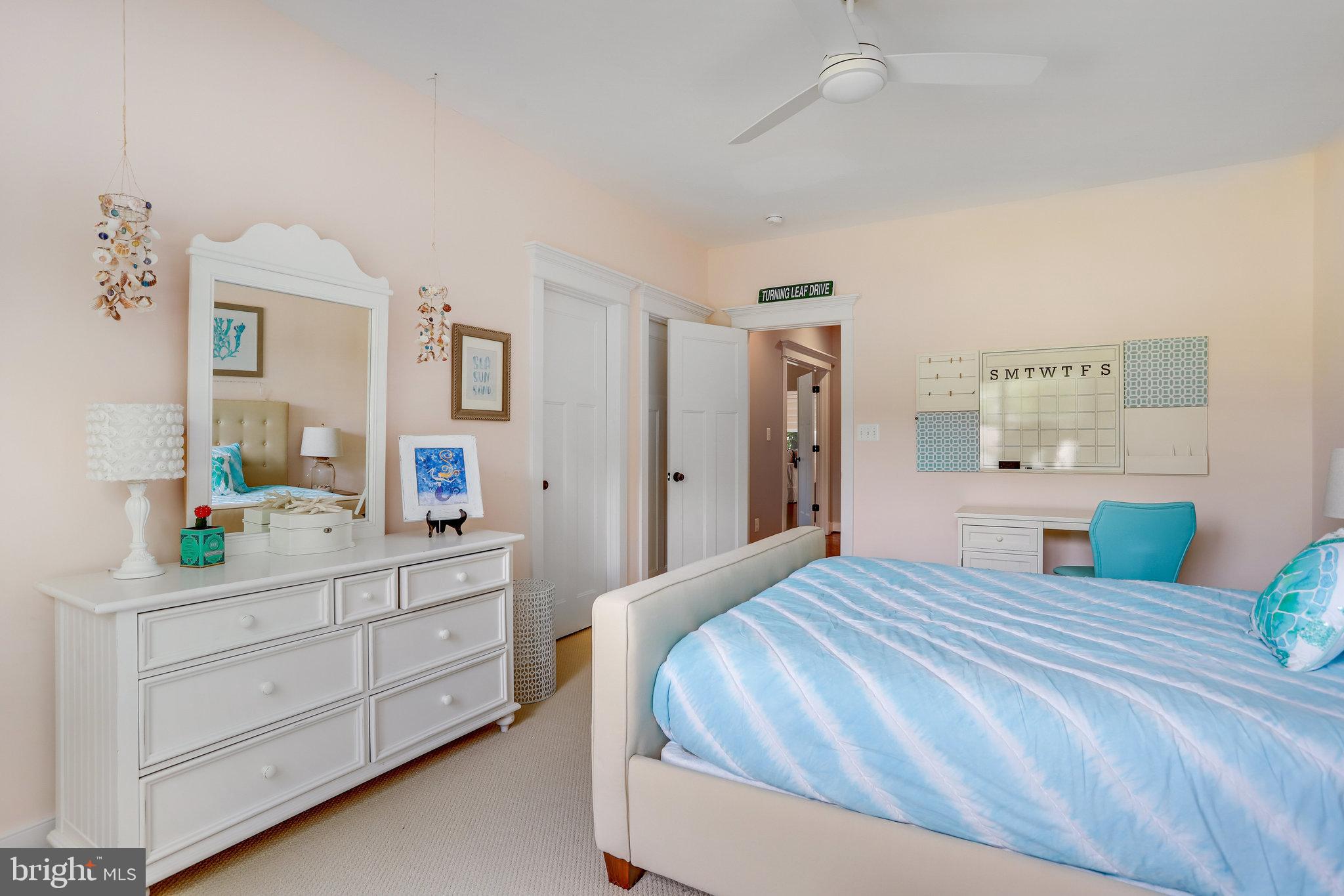 WEST VIENNA WOODS - Residential