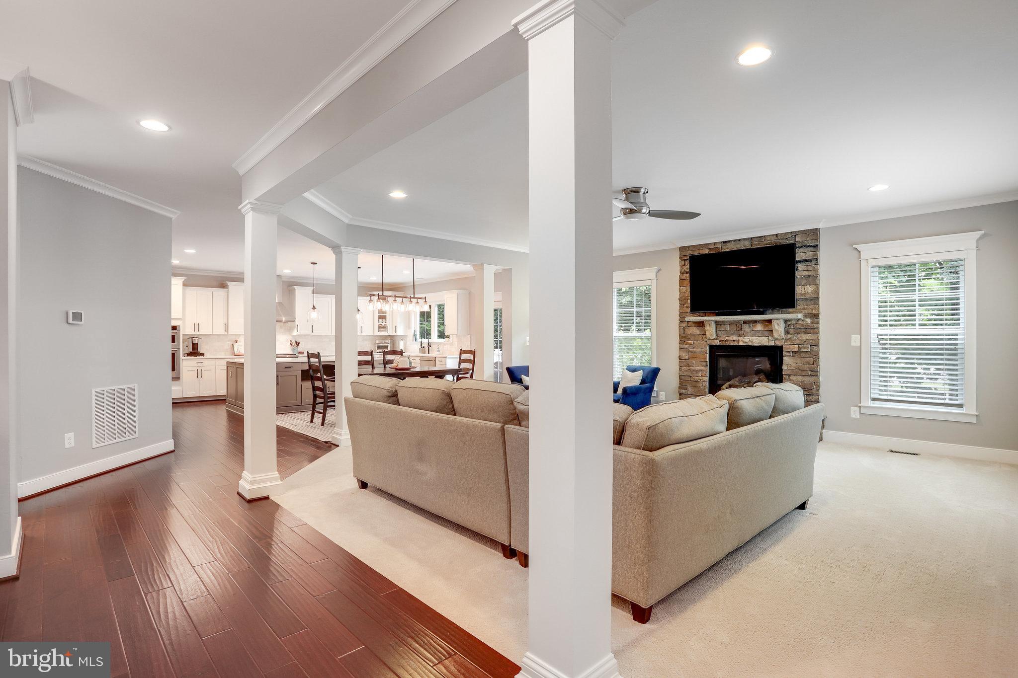 WEST VIENNA WOODS - Residential