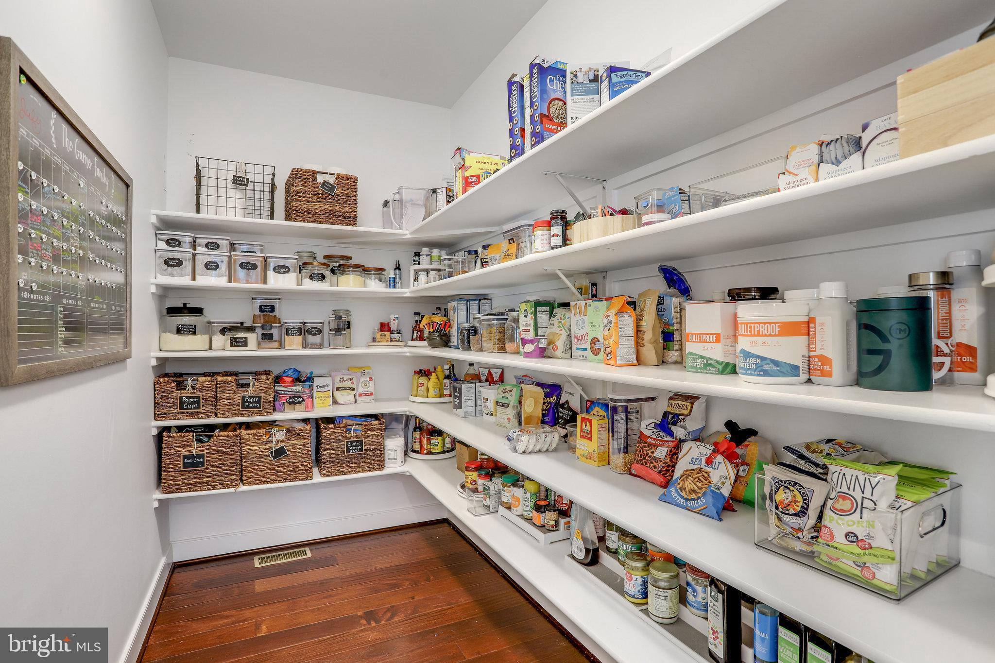 WEST VIENNA WOODS - Residential