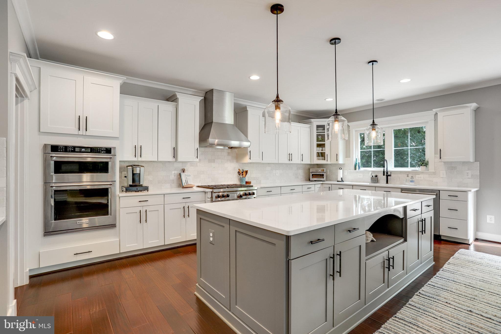 WEST VIENNA WOODS - Residential