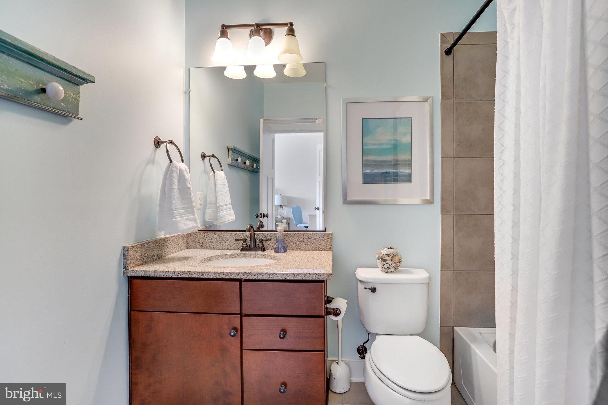 WEST VIENNA WOODS - Residential