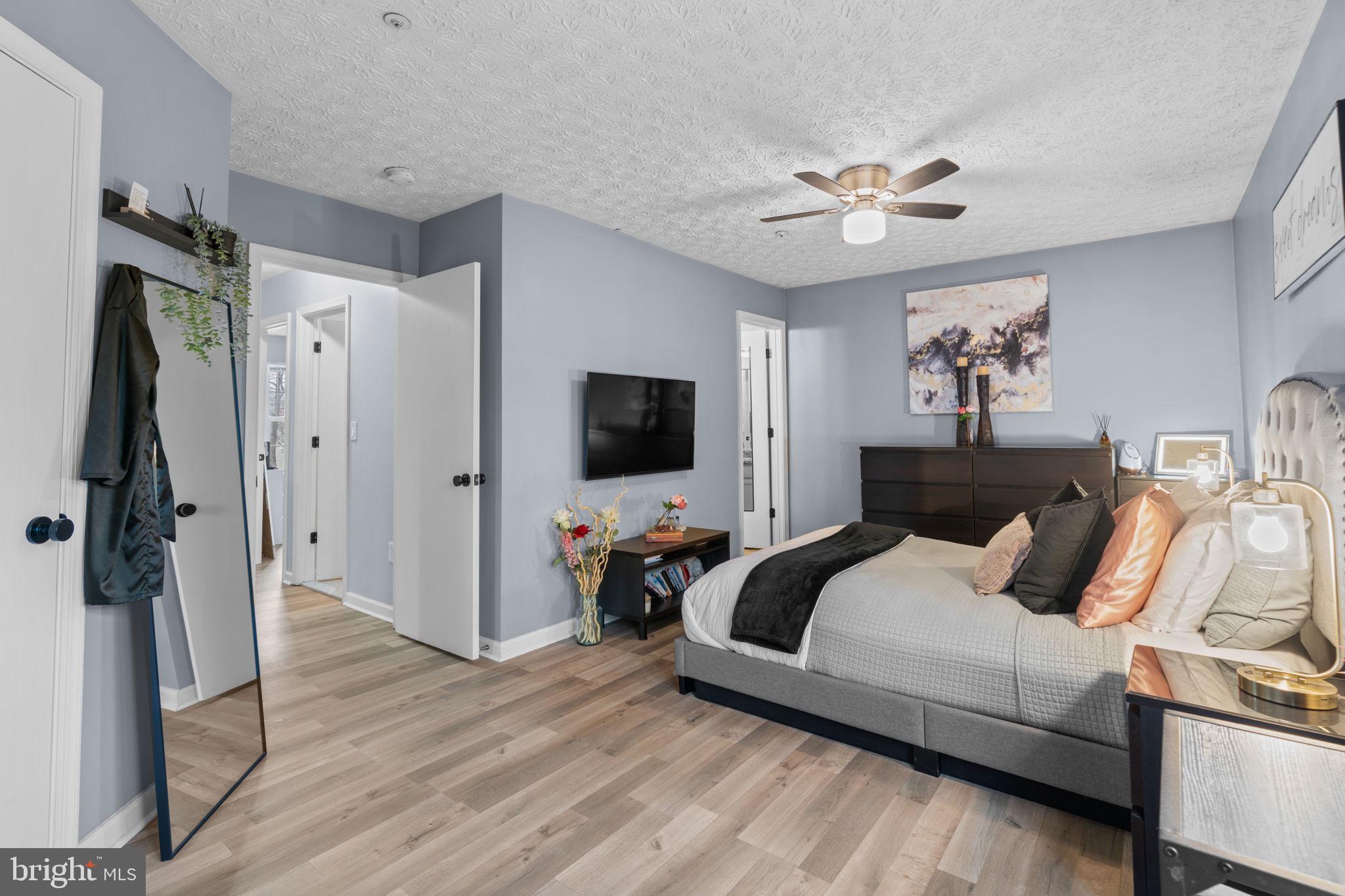 OXFORD LANDING - Residential