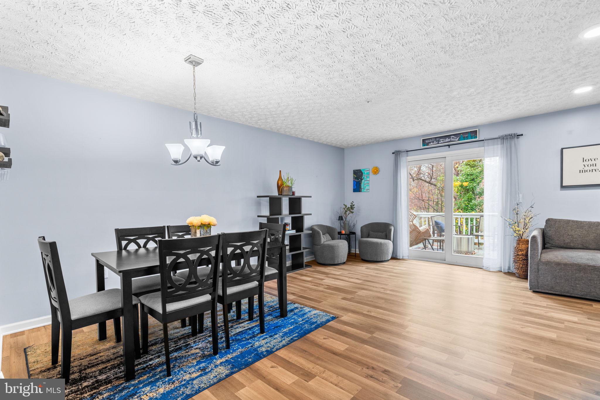 OXFORD LANDING - Residential