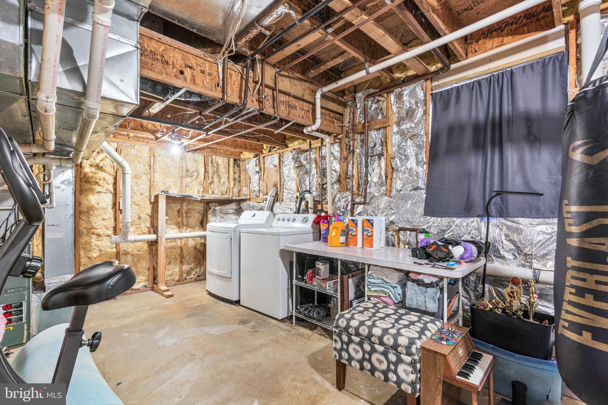 OXFORD LANDING - Residential