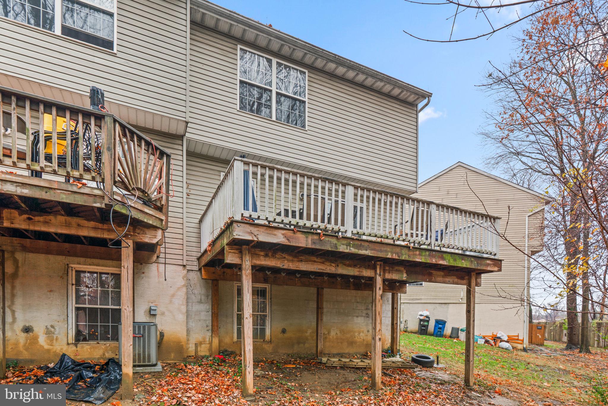 OXFORD LANDING - Residential