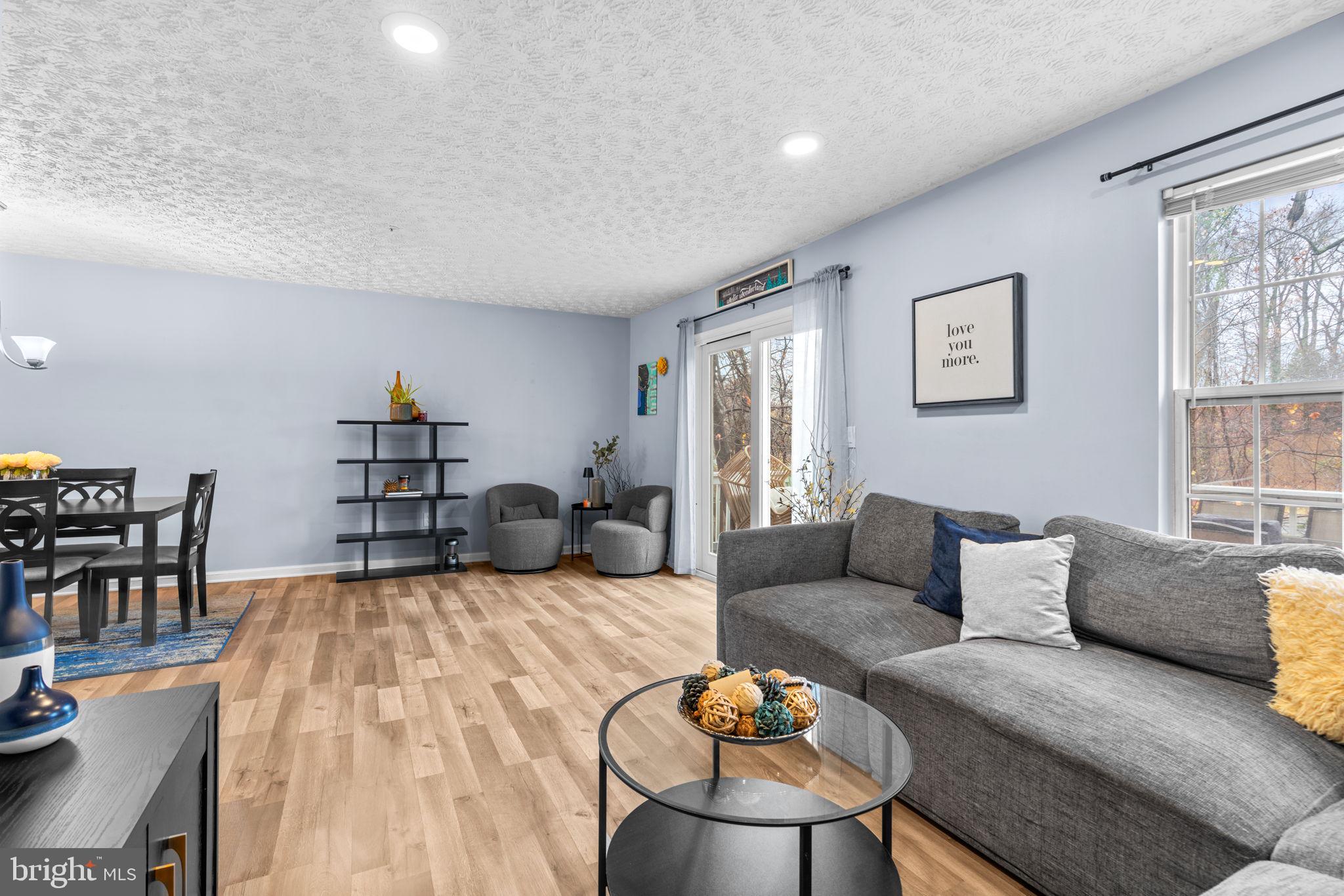 OXFORD LANDING - Residential