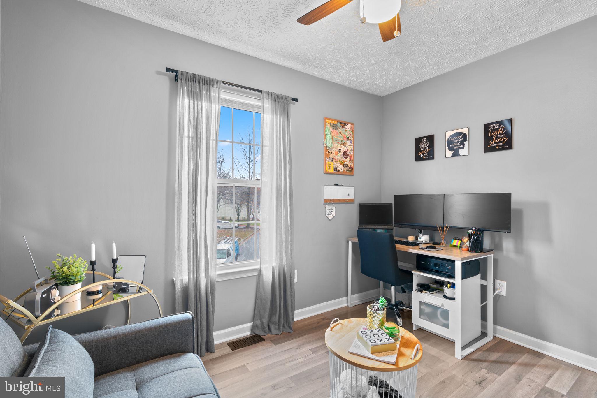 OXFORD LANDING - Residential