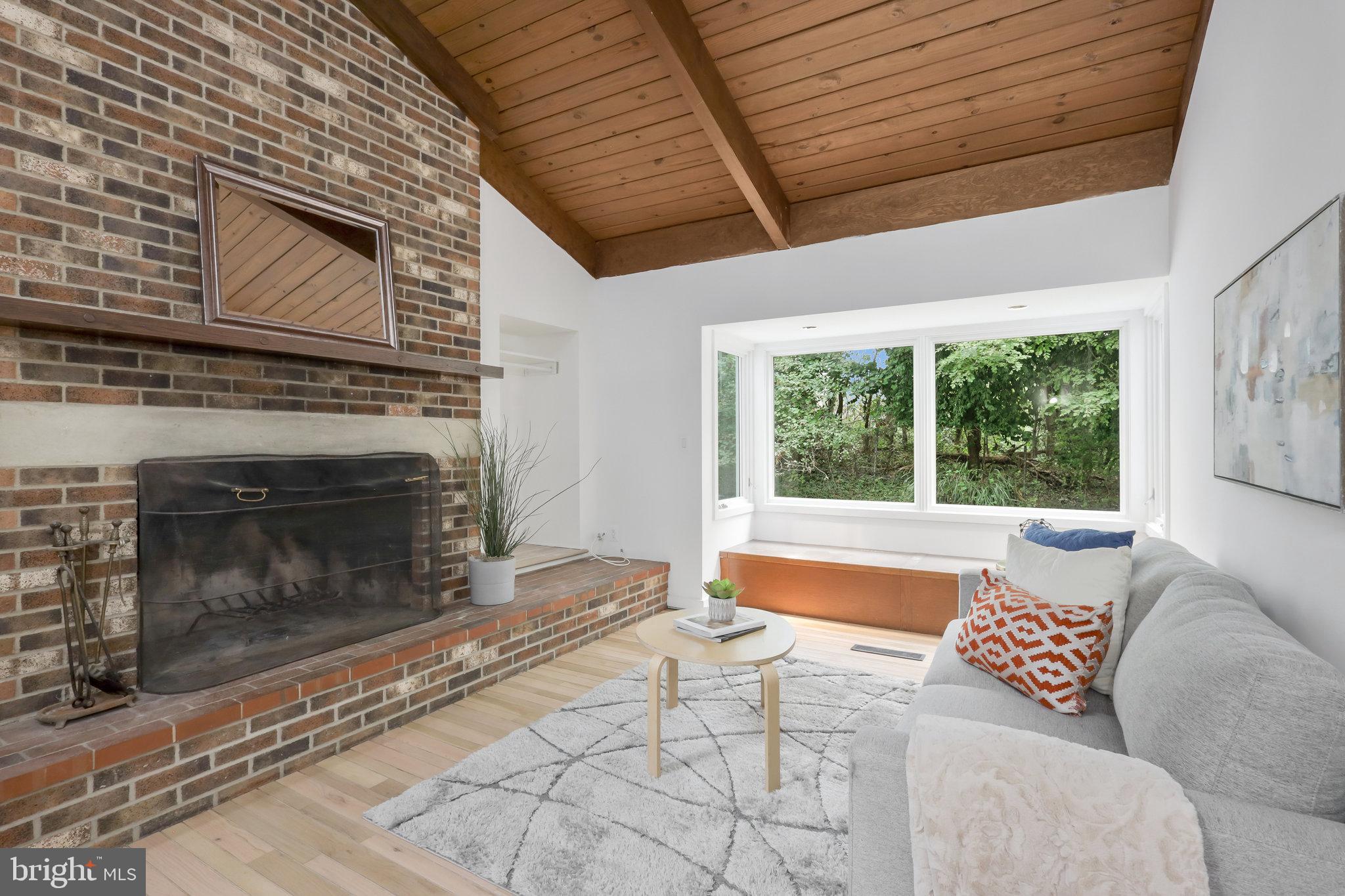 DOVER BALMORAL RIVERWOOD - Residential