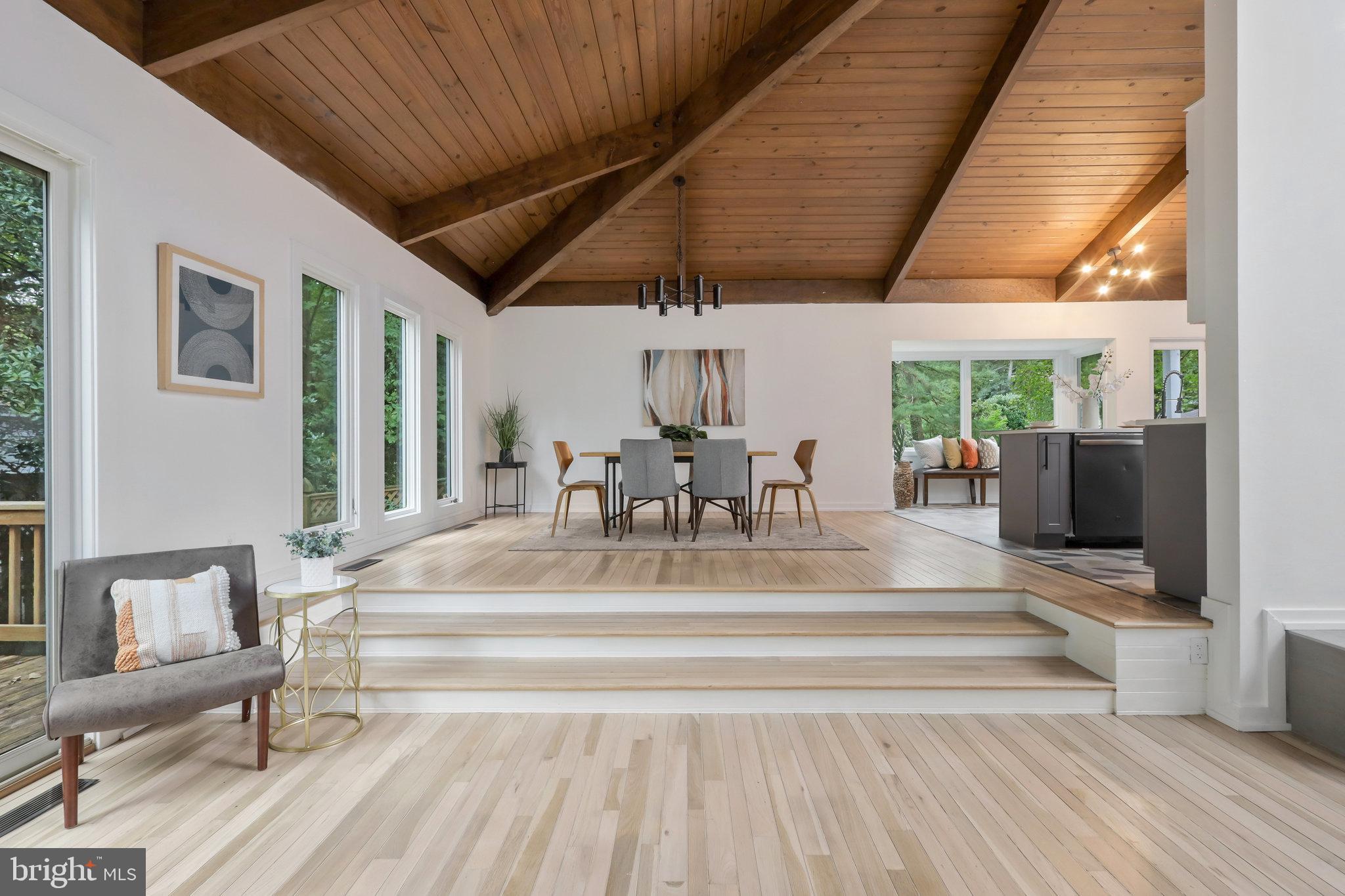 DOVER BALMORAL RIVERWOOD - Residential