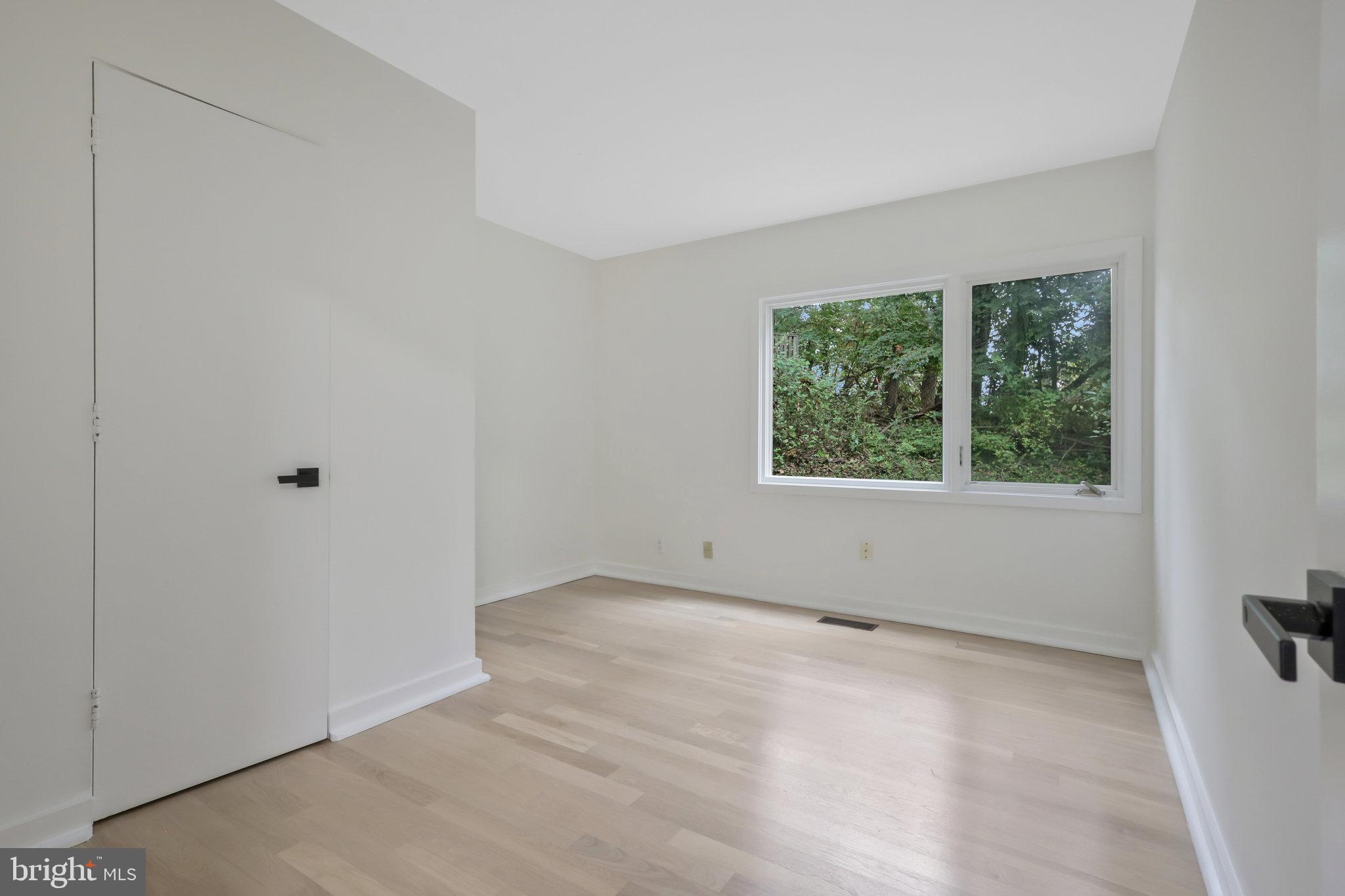 DOVER BALMORAL RIVERWOOD - Residential