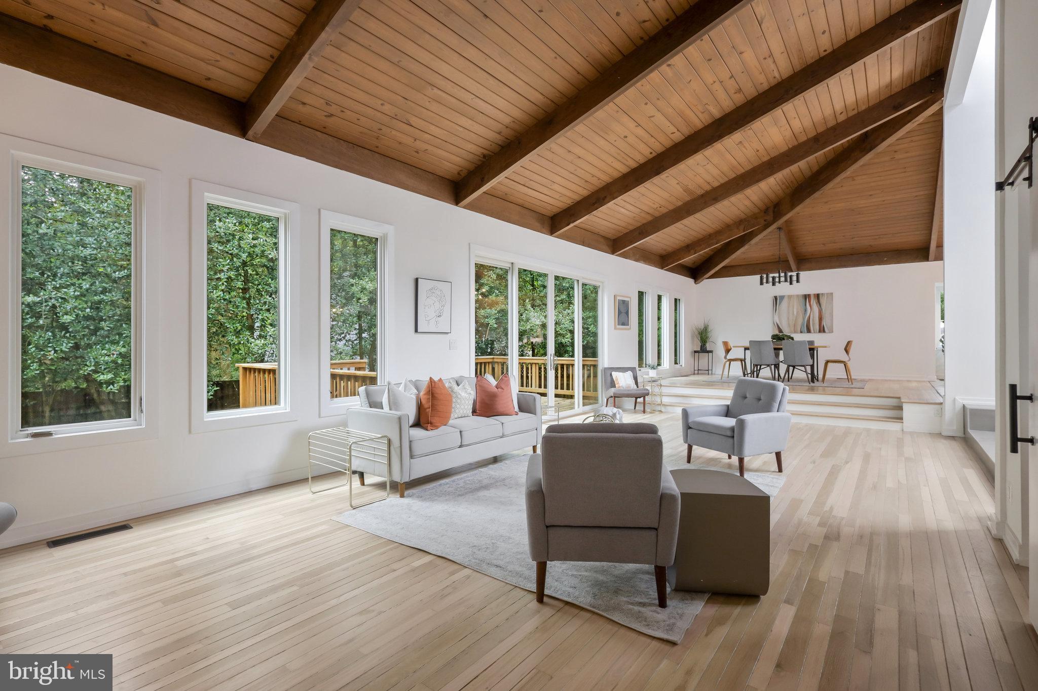 DOVER BALMORAL RIVERWOOD - Residential