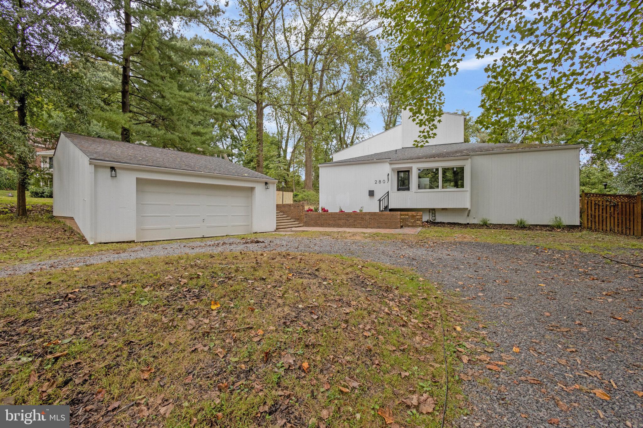 DOVER BALMORAL RIVERWOOD - Residential