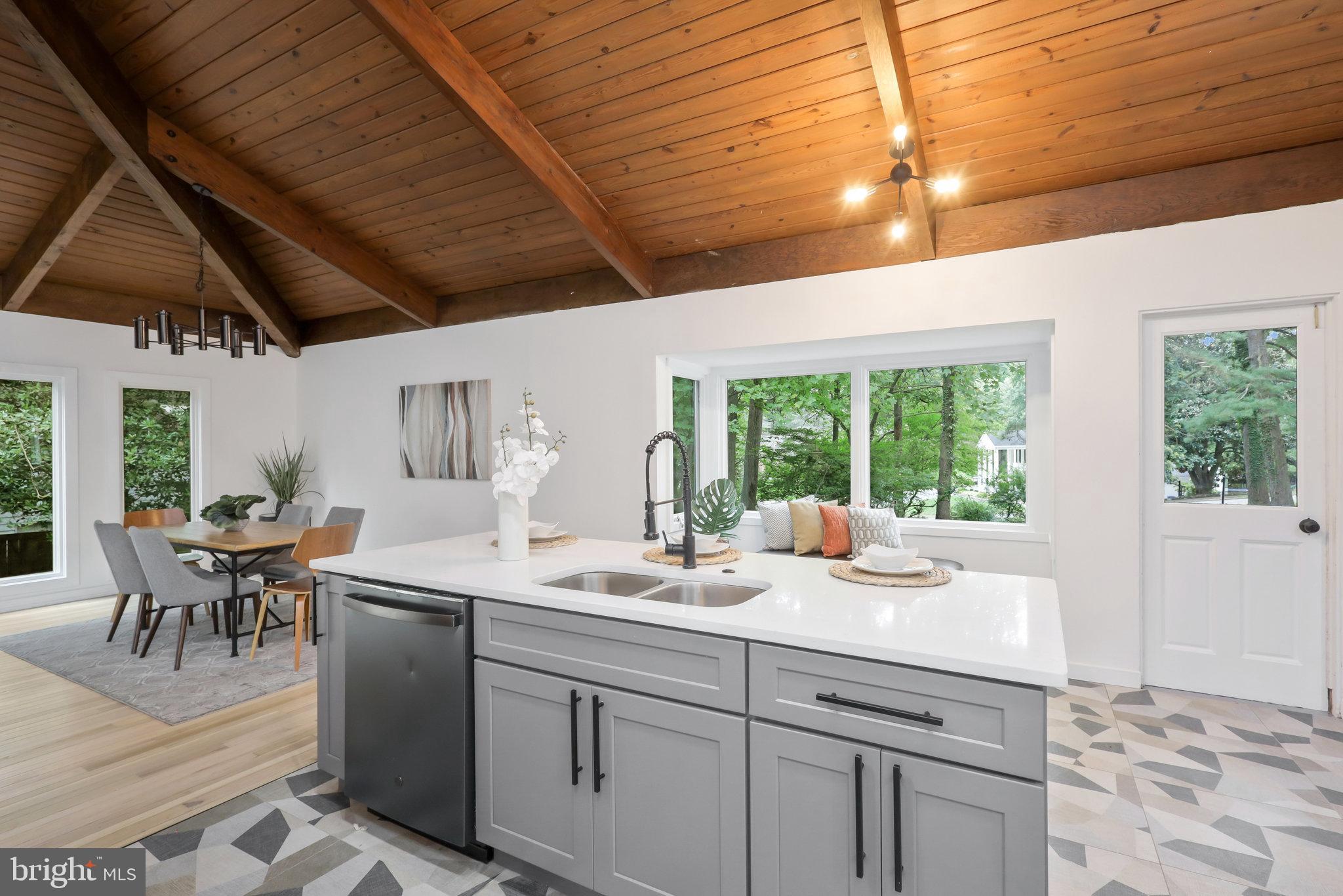 DOVER BALMORAL RIVERWOOD - Residential