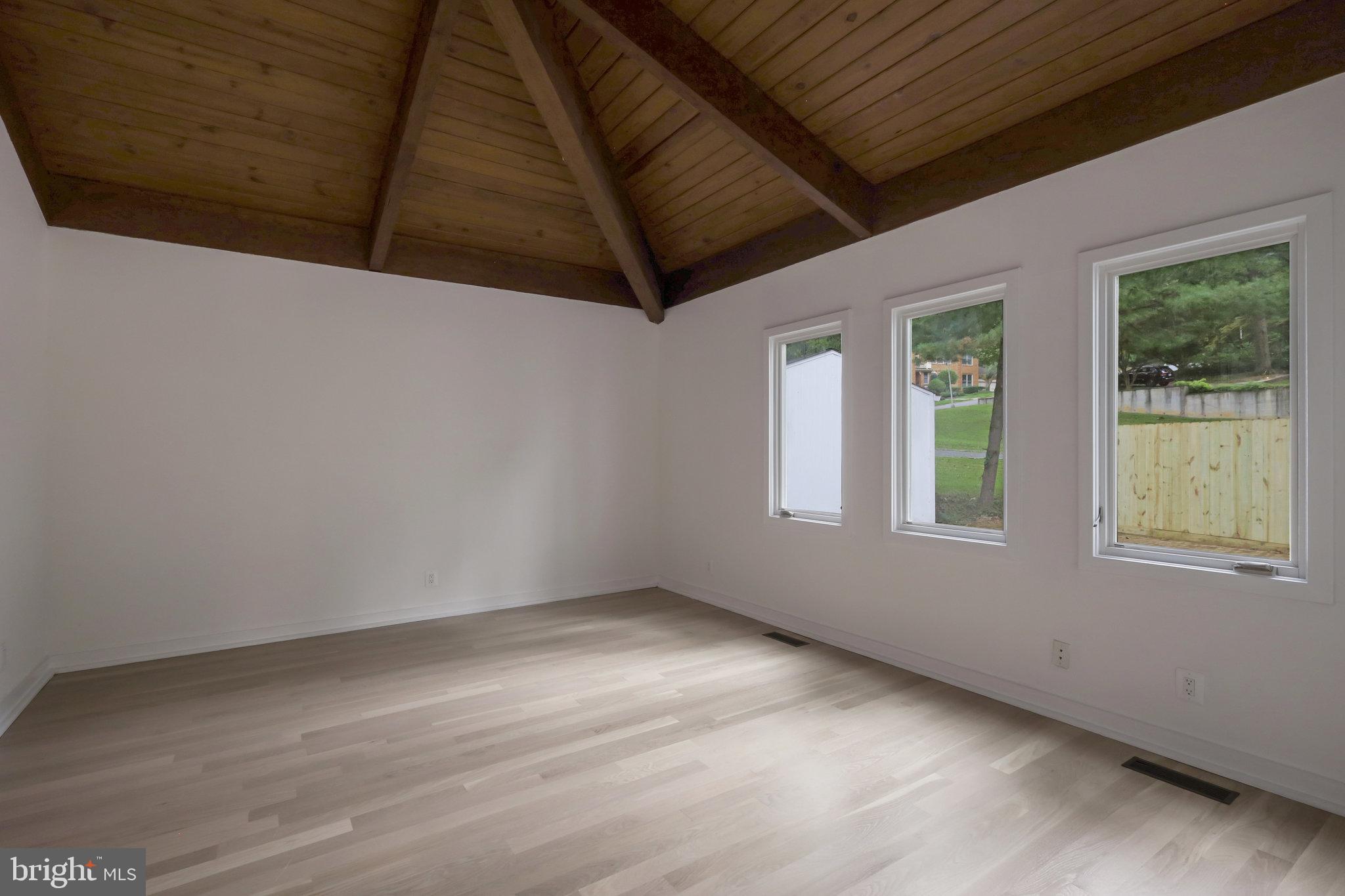 DOVER BALMORAL RIVERWOOD - Residential