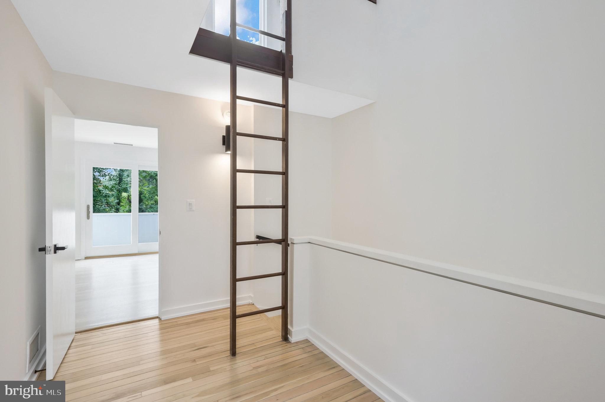 DOVER BALMORAL RIVERWOOD - Residential