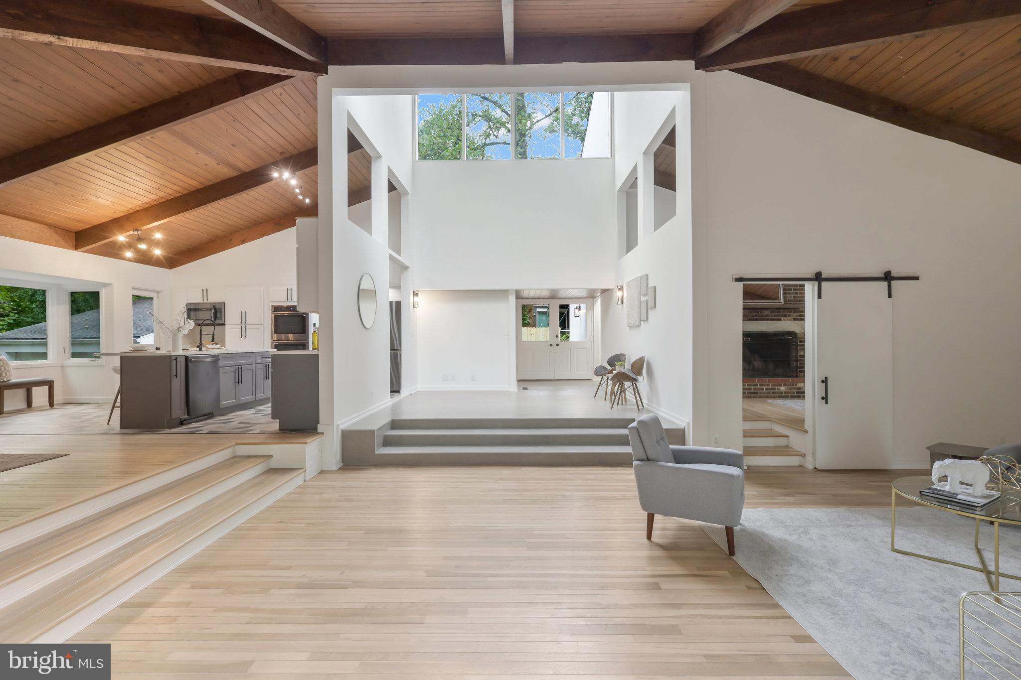 DOVER BALMORAL RIVERWOOD - Residential