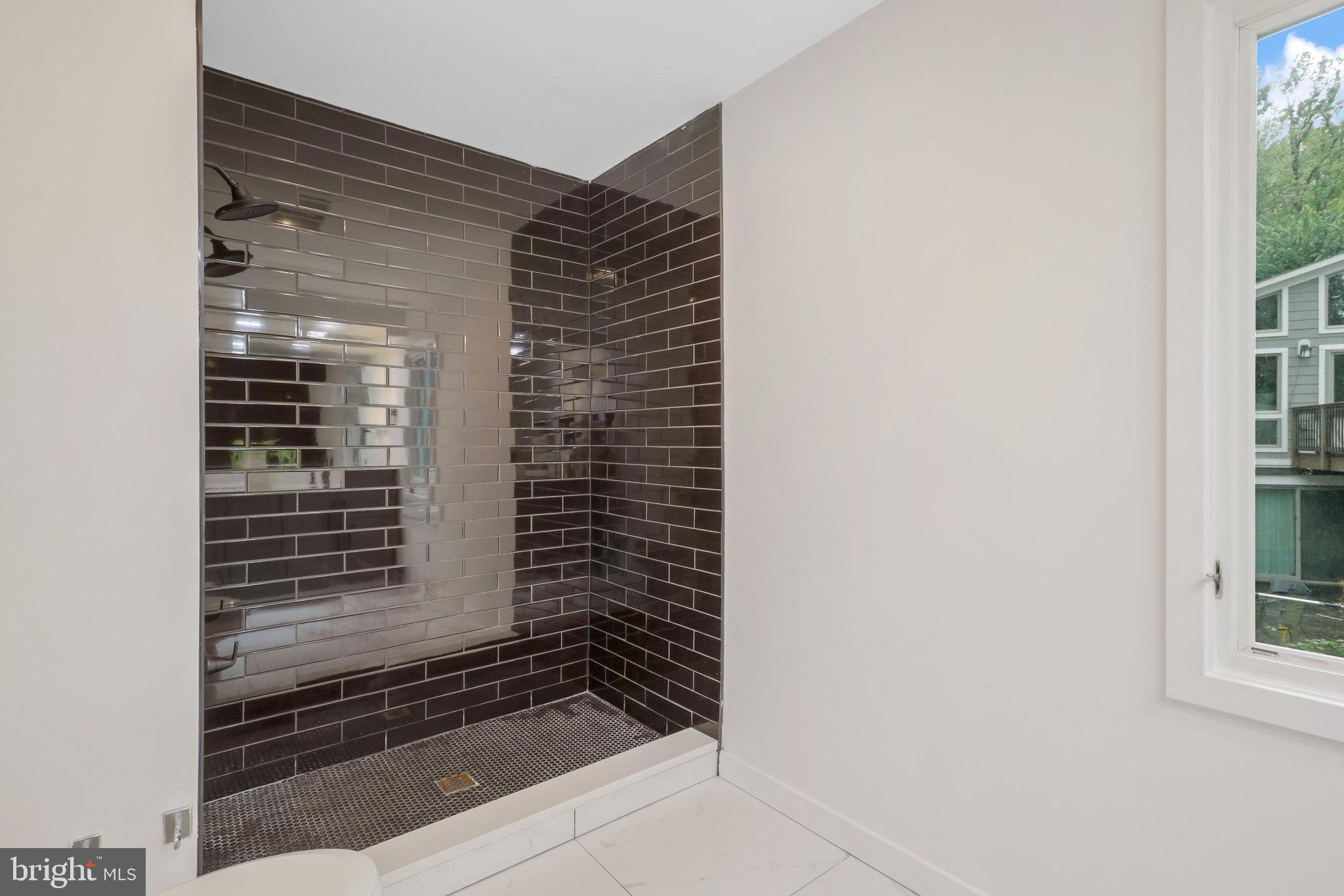 DOVER BALMORAL RIVERWOOD - Residential