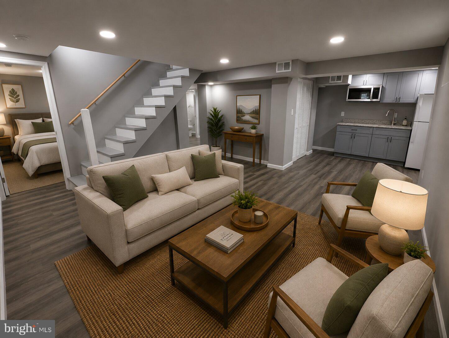 2206 RAMBLEWOOD DRIVE