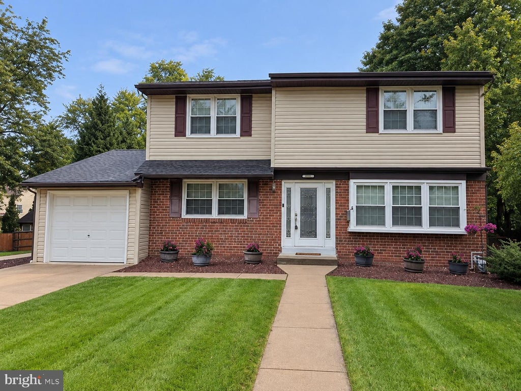 Photo of 685 Arbor Lane, WARMINSTER, PA 18974 (MLS # PABU2131906)