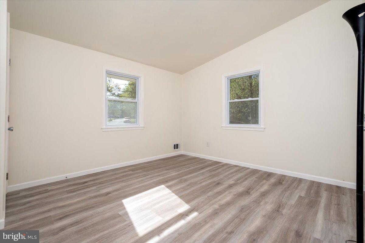 CEDARHURST - Residential