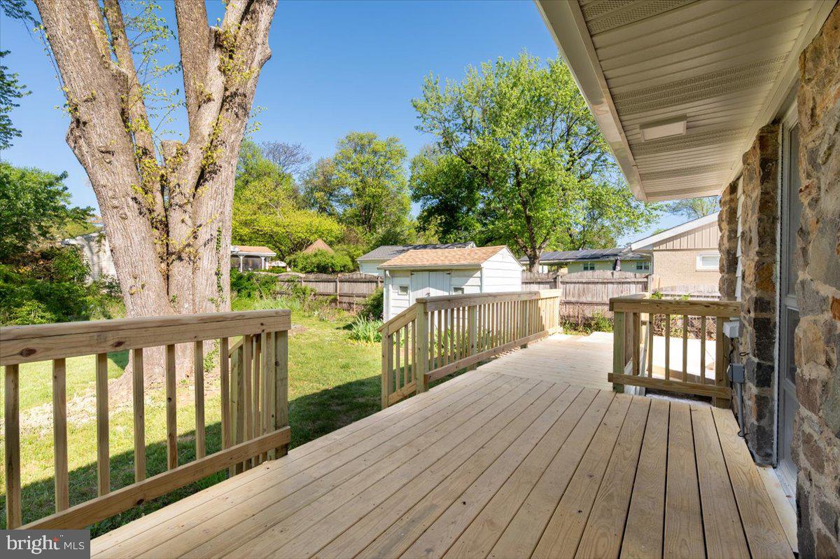 CEDARHURST - Residential