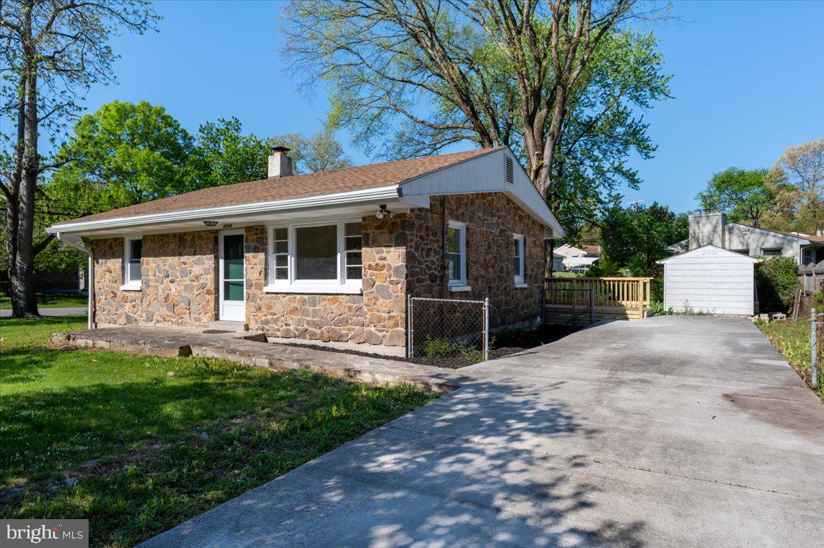 CEDARHURST - Residential