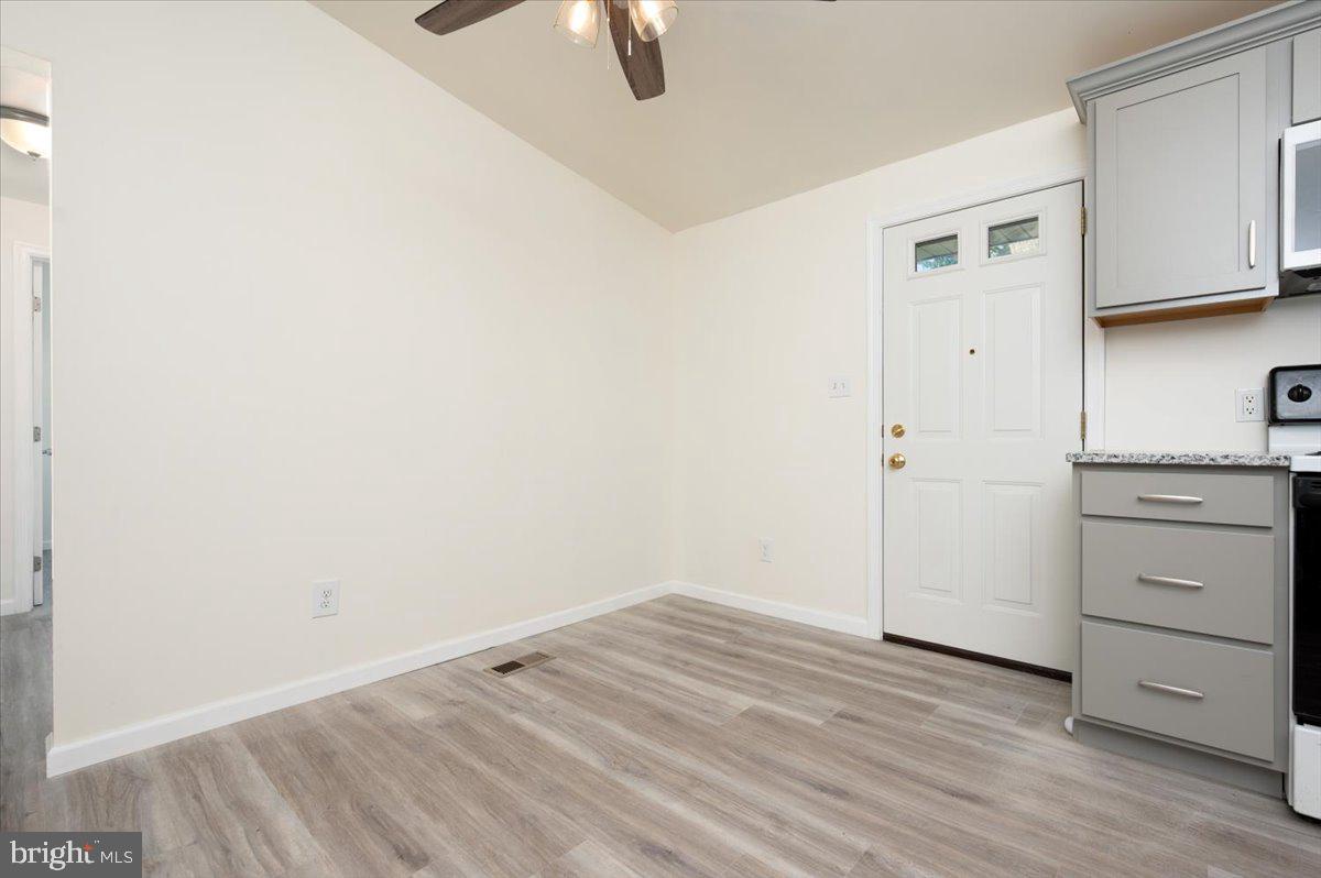 CEDARHURST - Residential