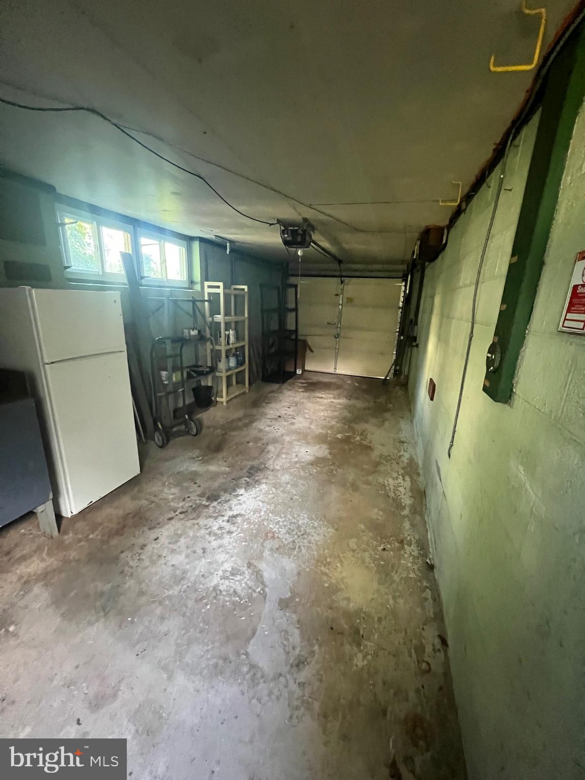 WILLOW GROVE - Residential Lease