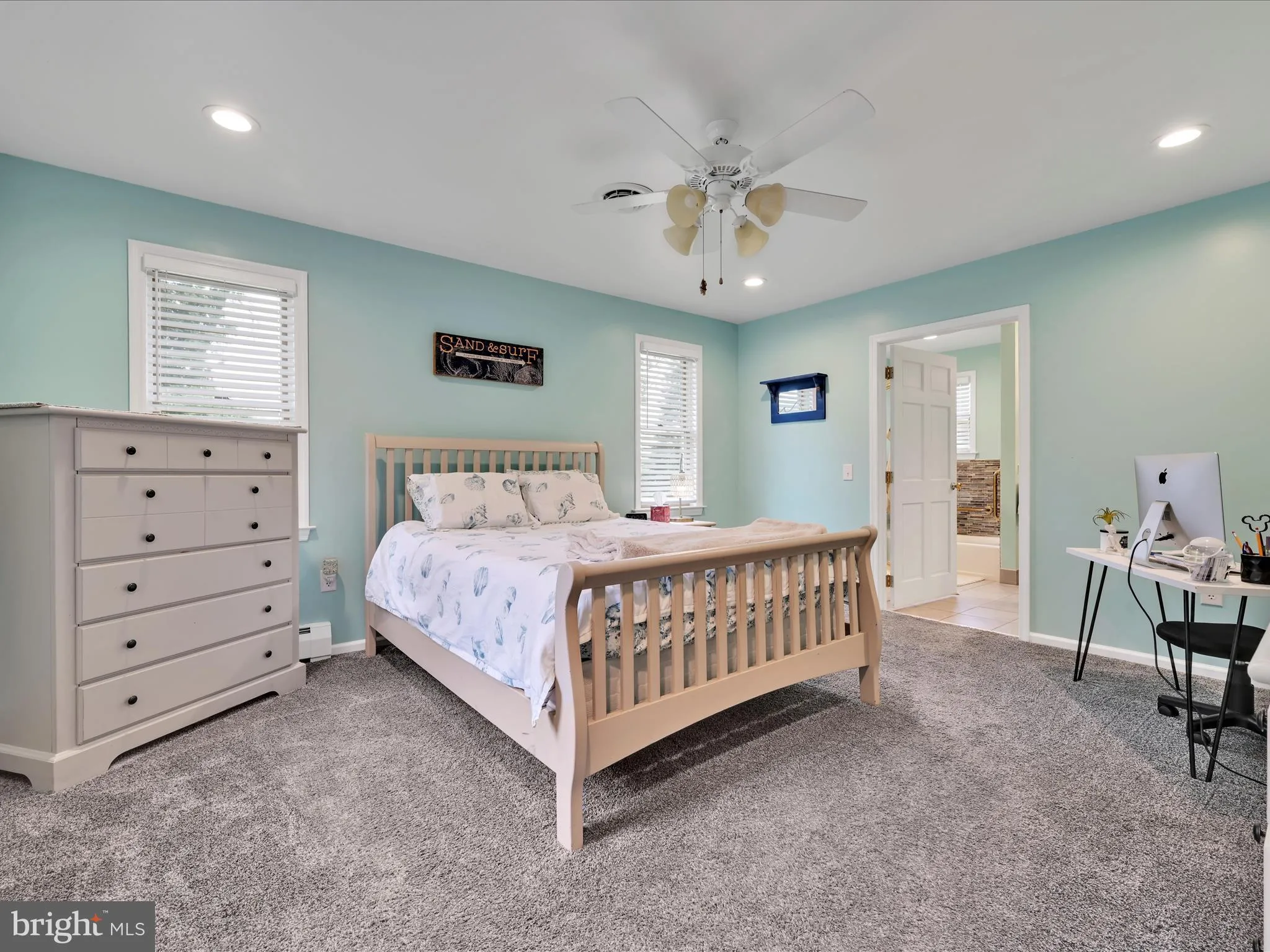 Auburn, Pennsylvania 17922, United States, 3 Bedrooms Bedrooms, ,2 BathroomsBathrooms,Residential,Pending,185464