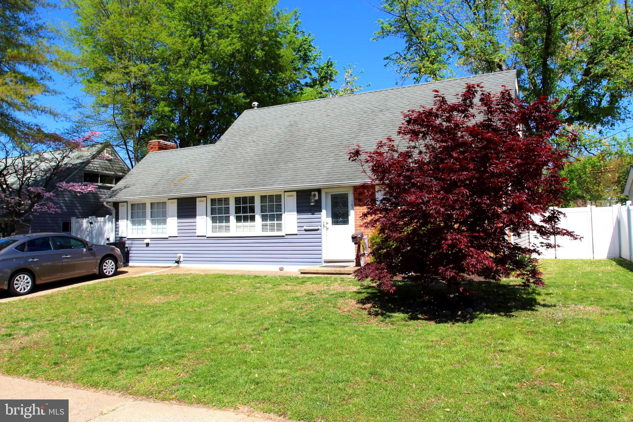 COUNTRY CLUB ESTATES - Residential