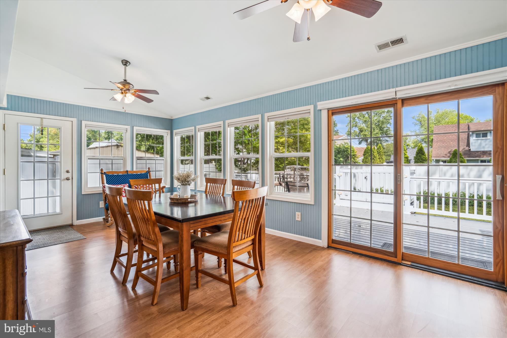 COUNTRY CLUB ESTATES - Residential