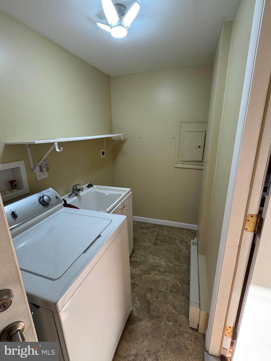 RADNOR GREEN - Residential