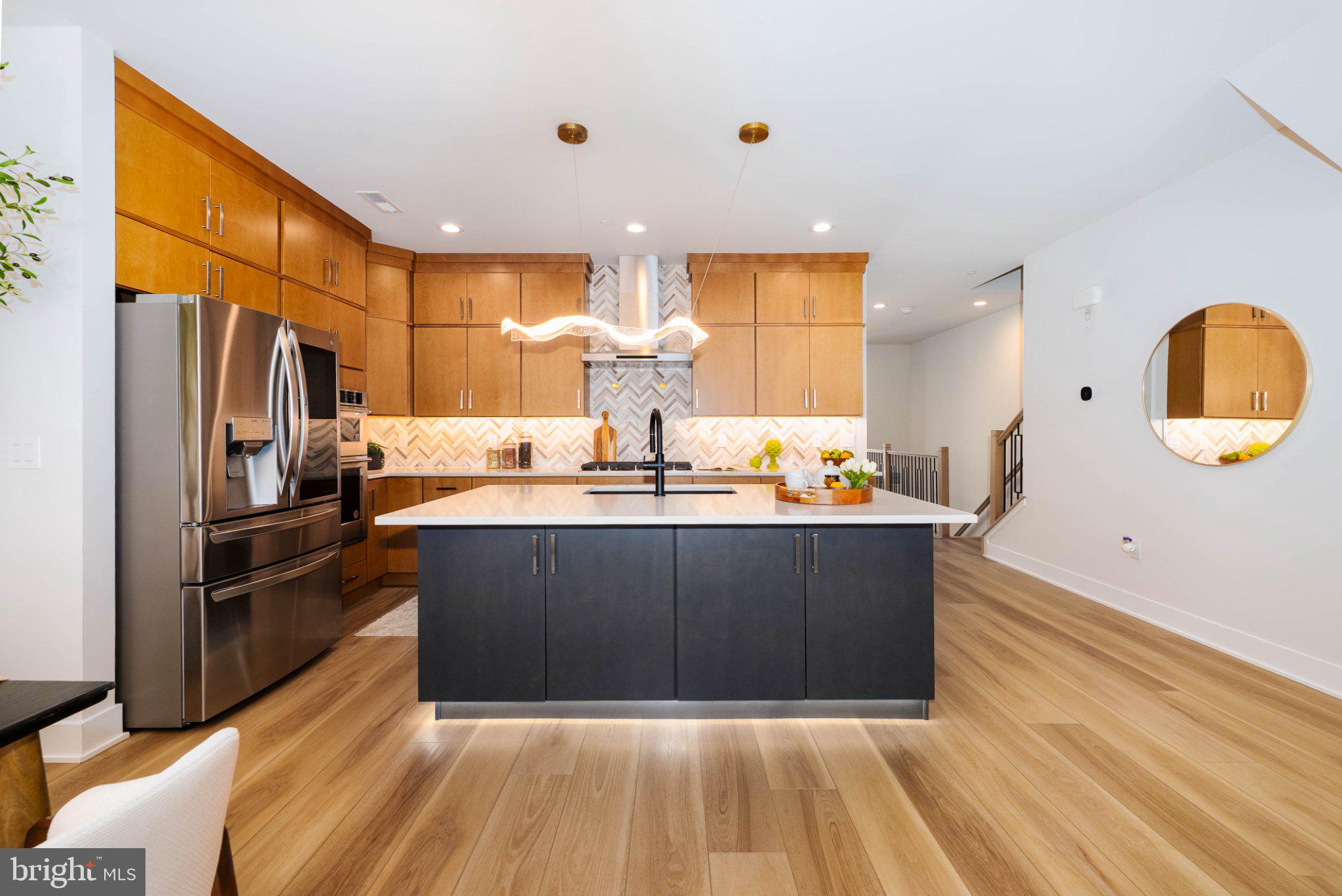 305 MANION ALLEY