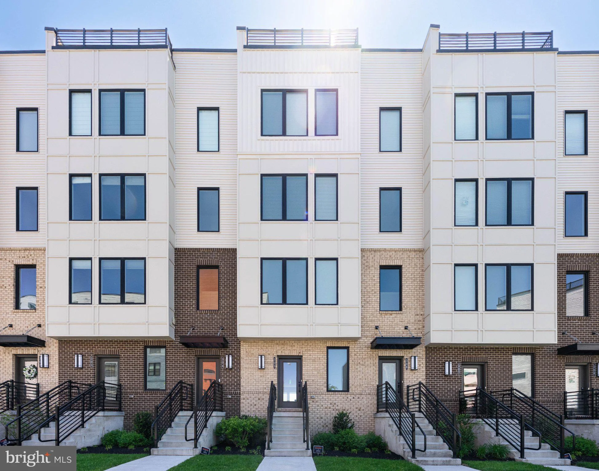 305 Manion Alley