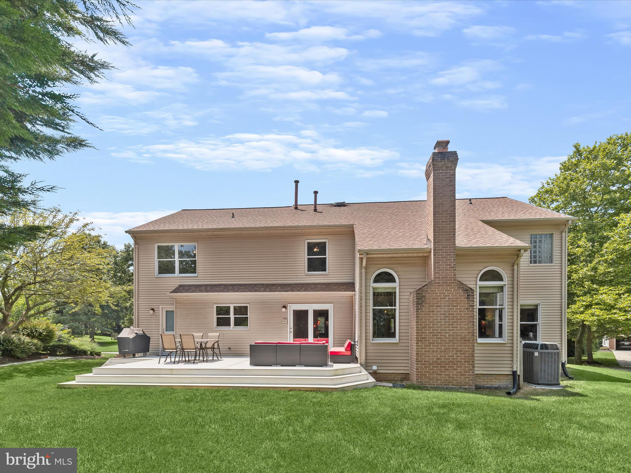 BURLEIGH MANOR - Residential