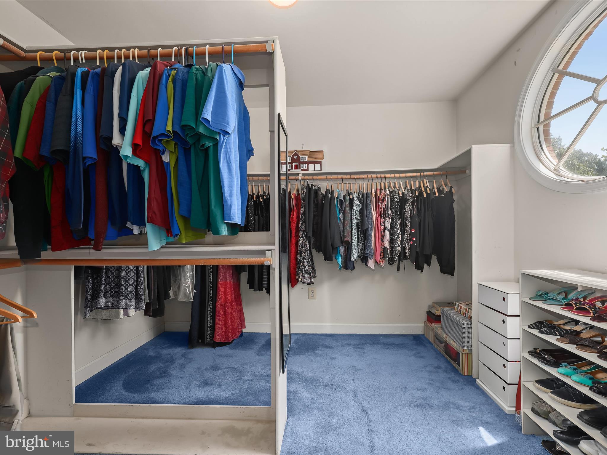 BURLEIGH MANOR - Residential