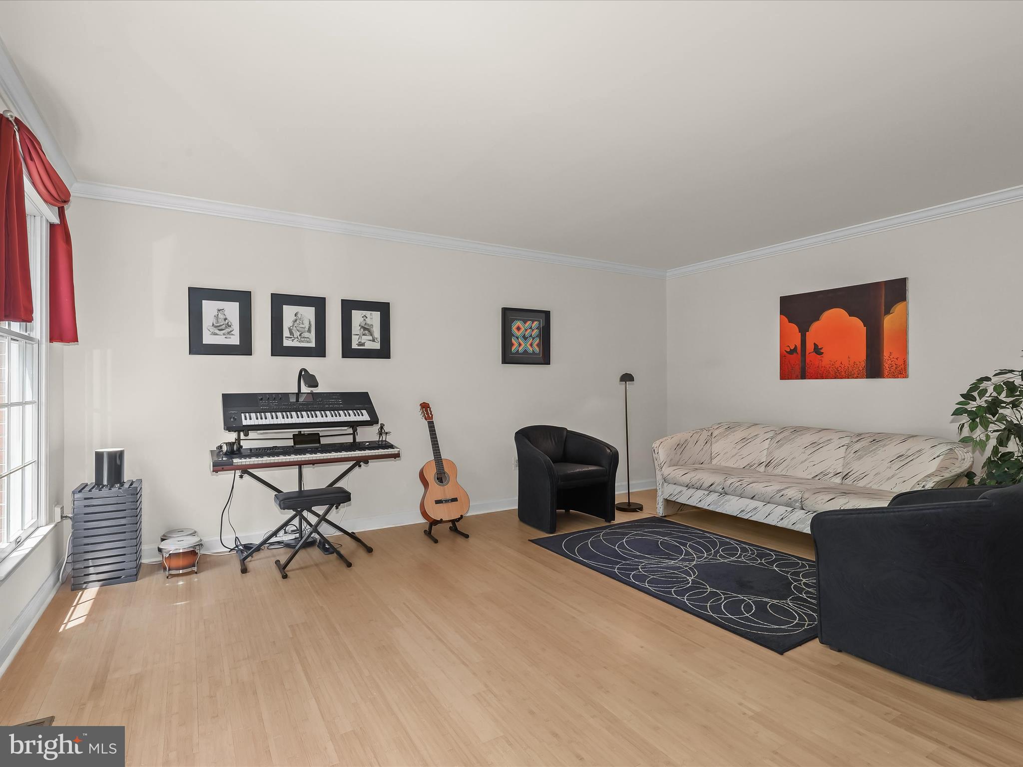 BURLEIGH MANOR - Residential