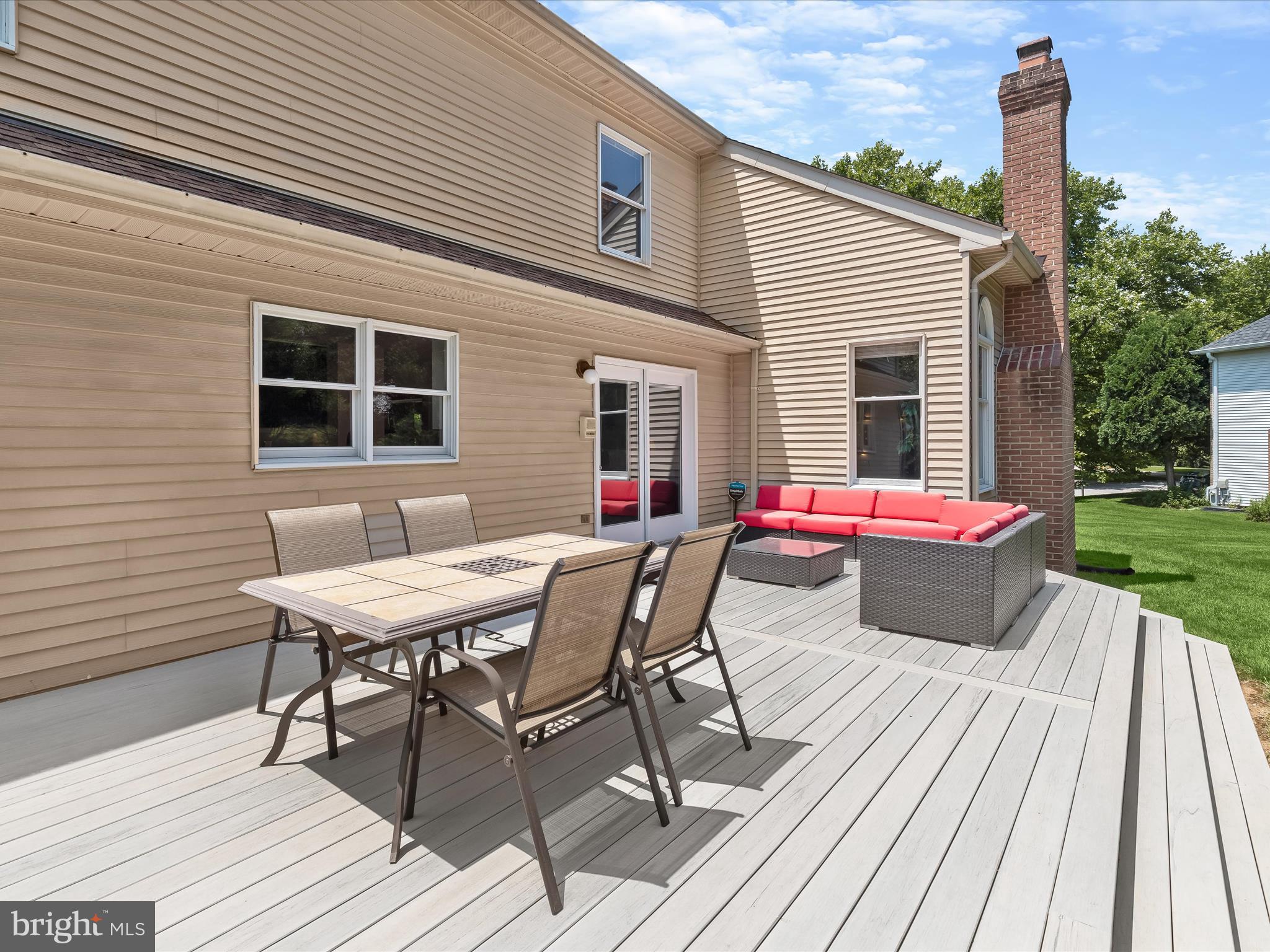 BURLEIGH MANOR - Residential