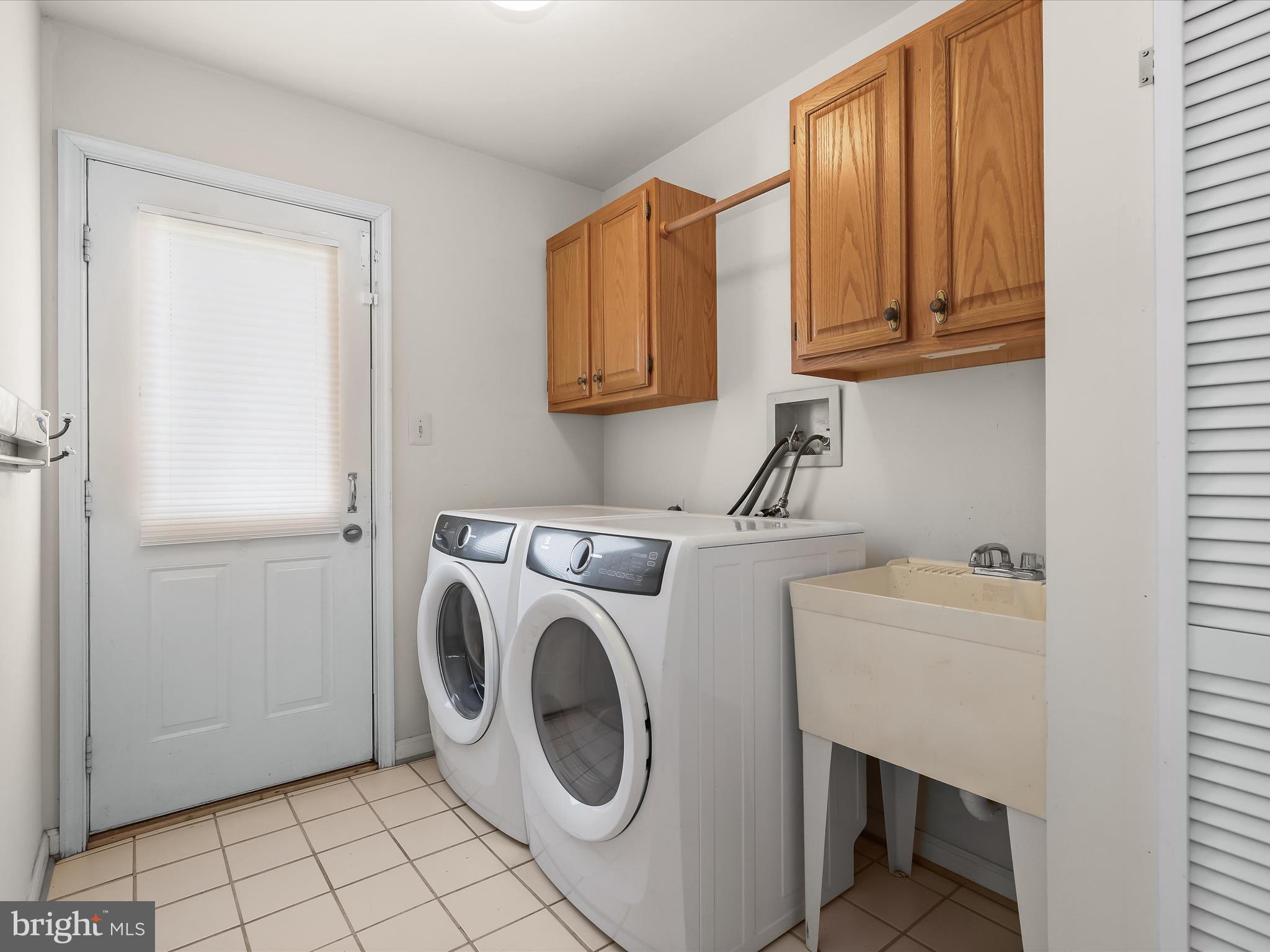 BURLEIGH MANOR - Residential