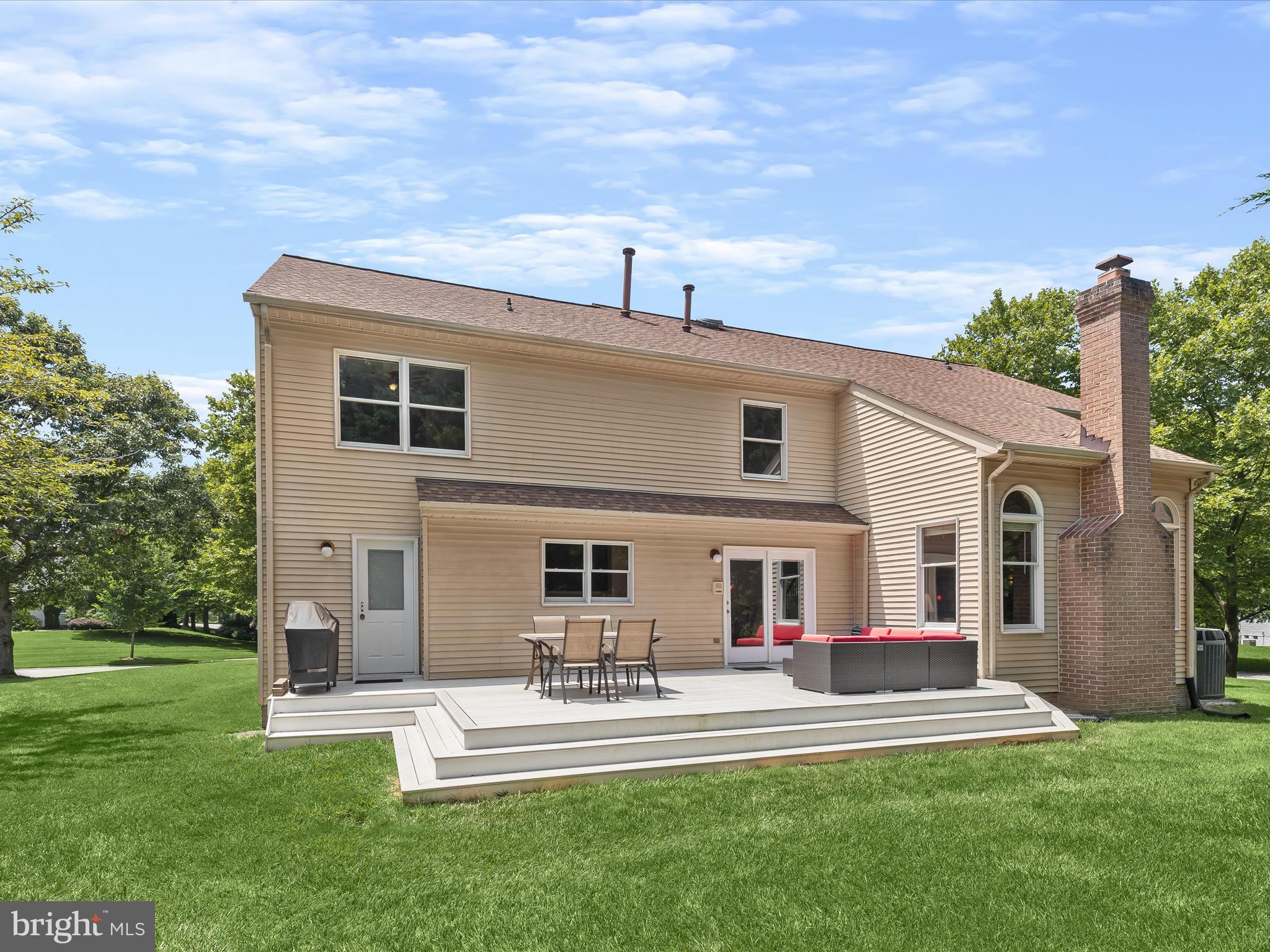 BURLEIGH MANOR - Residential