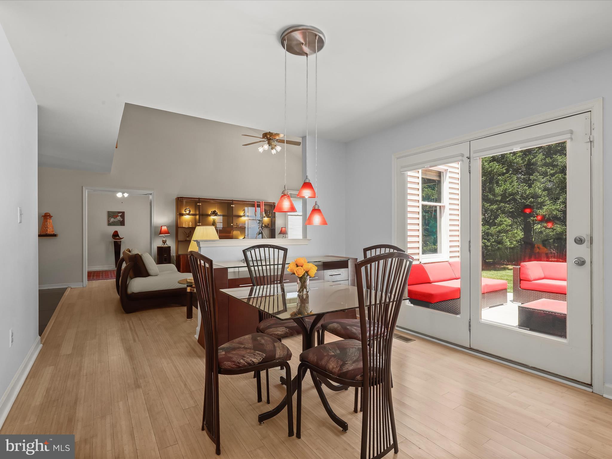 BURLEIGH MANOR - Residential