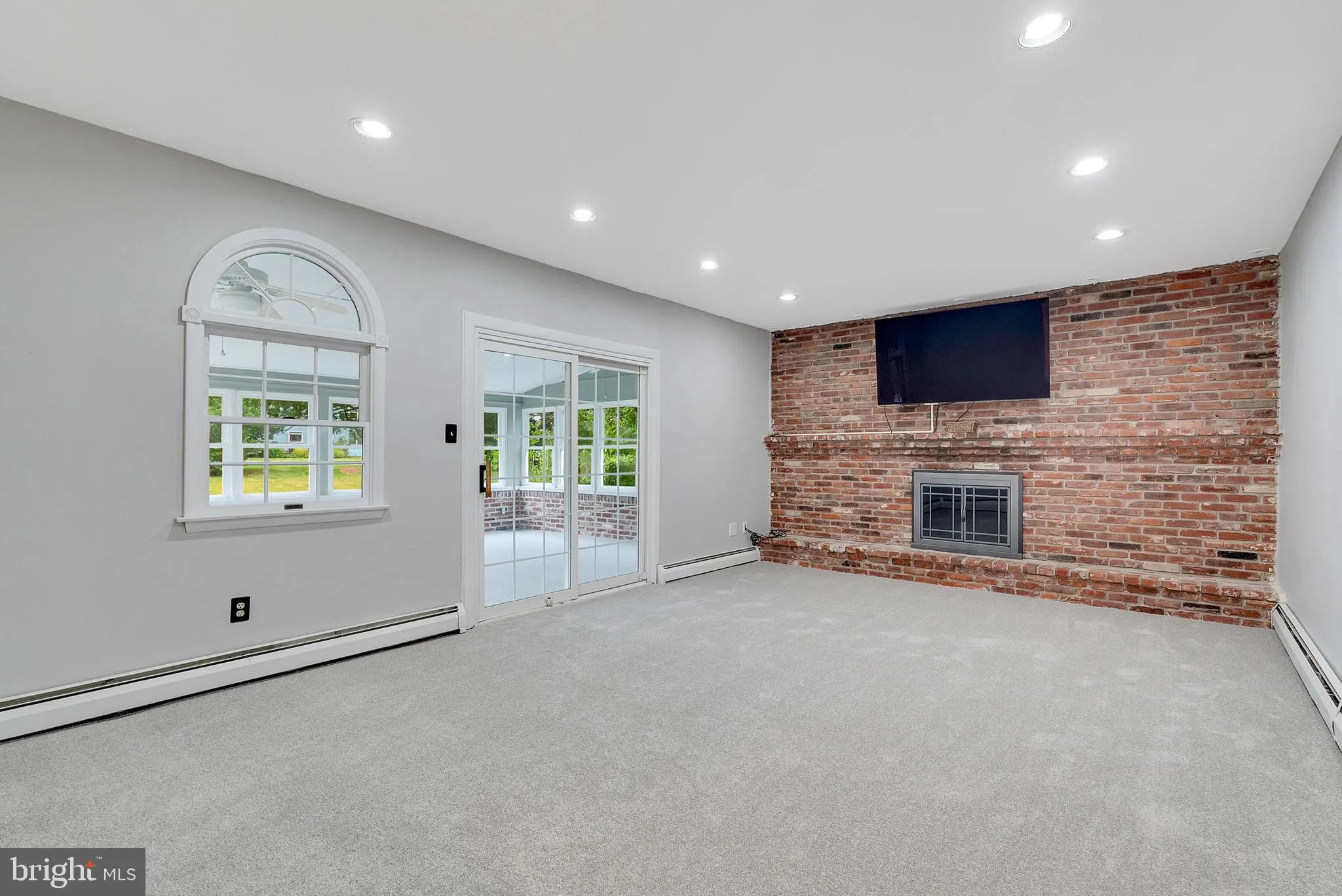 Lansdale, Pennsylvania 19446, United States, 4 Bedrooms Bedrooms, ,3 BathroomsBathrooms,Residential,Pending,184658